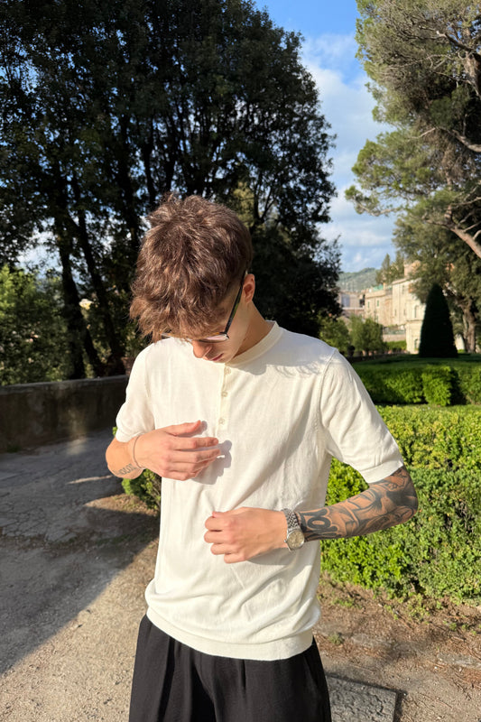 Camiseta Henley Blanca