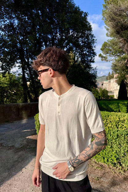 Camiseta Henley Blanca