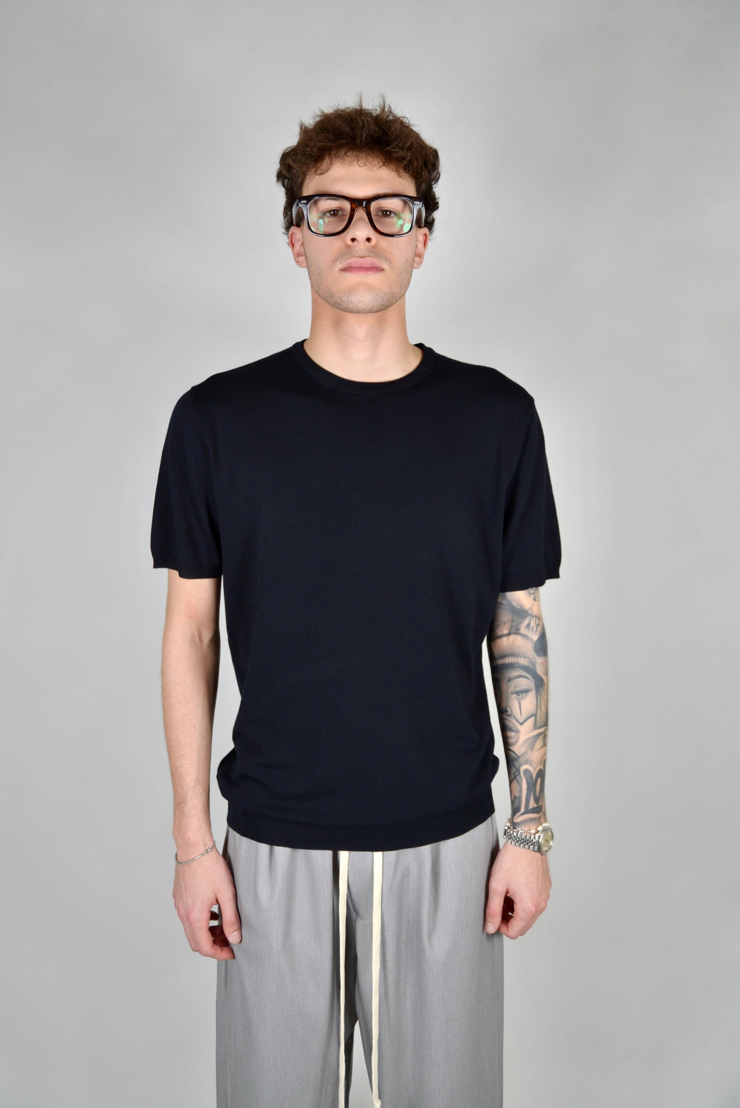 Camiseta Hilo Premium Negra