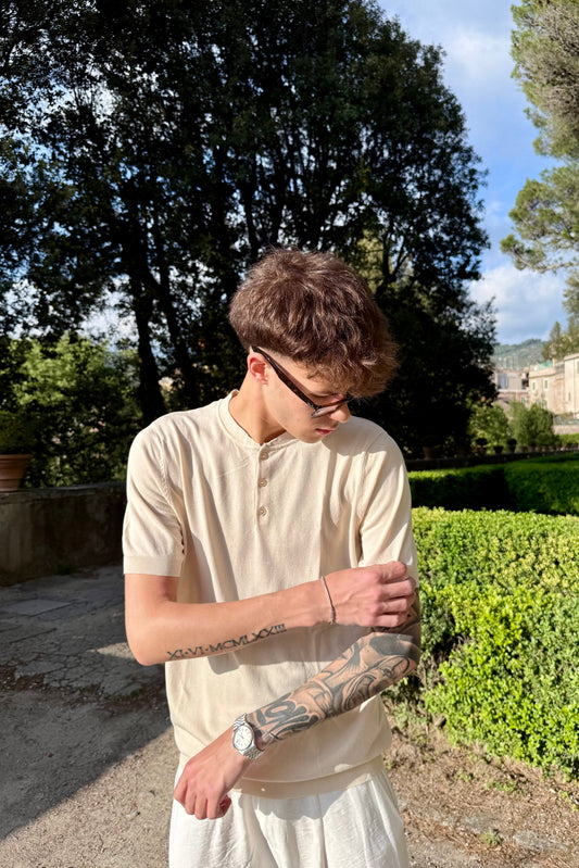 Camiseta Henley Beige
