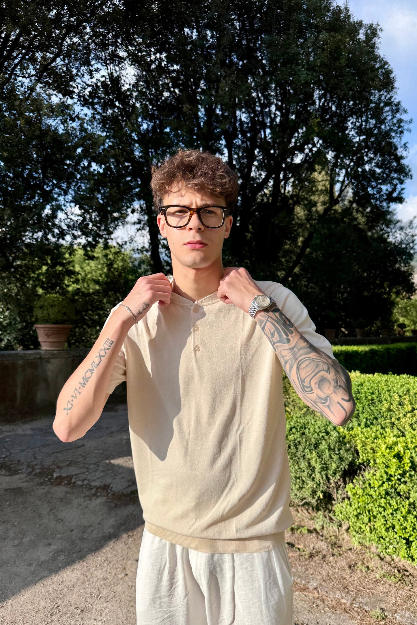 Camiseta Henley Beige