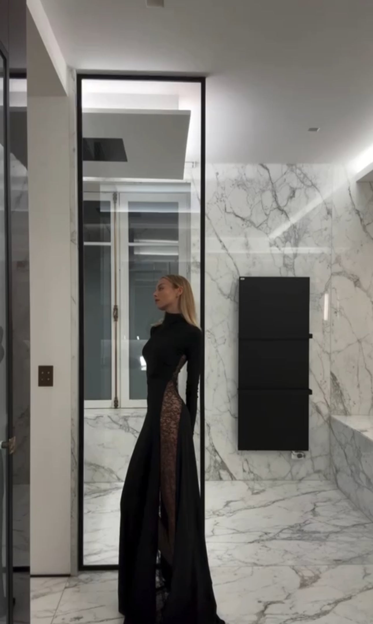 Vestido Black Largo Negro Espalda en Encaje